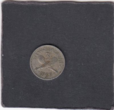 Beschrijving: 3 Pence PATU  